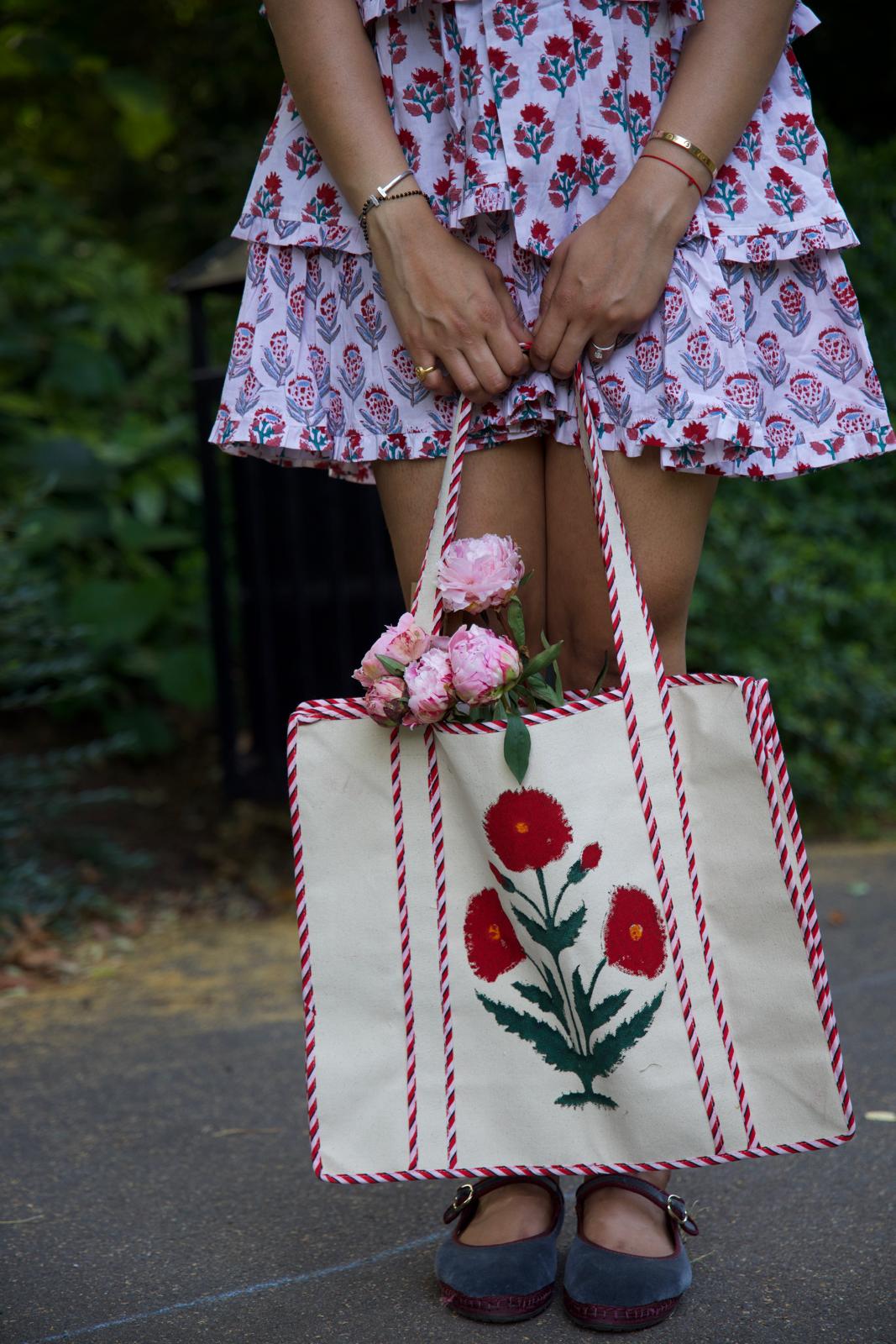 Slow Sunday Tote