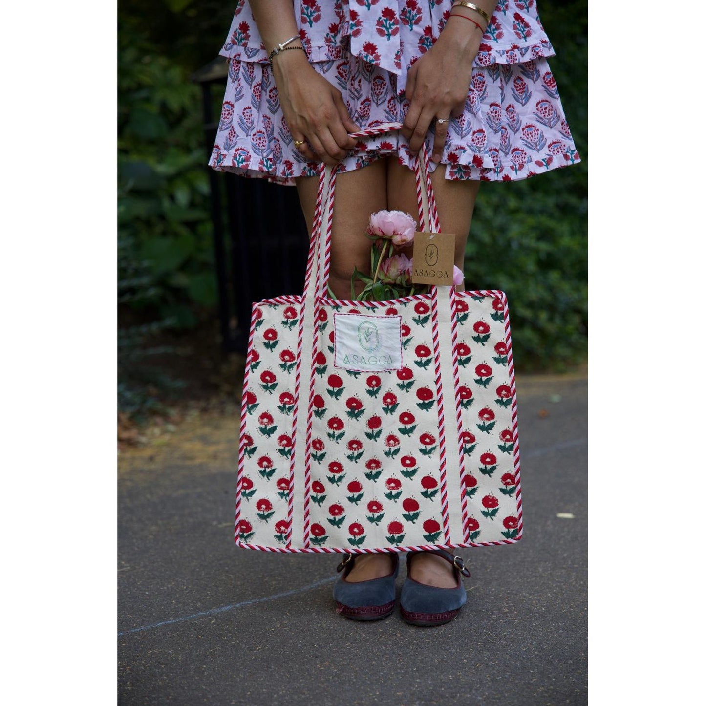 Slow Sunday Tote