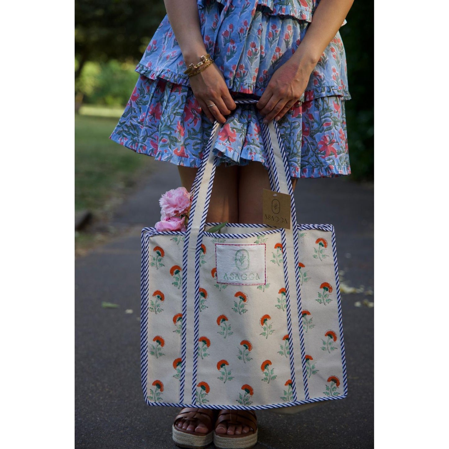 Slow Sunday Tote