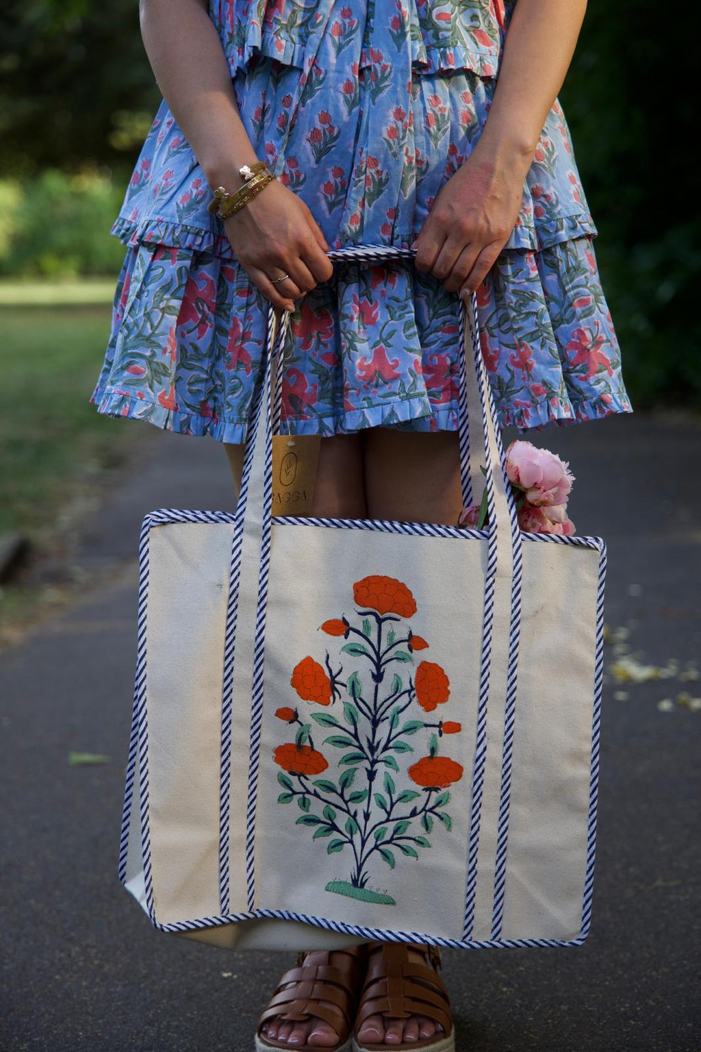 Slow Sunday Tote